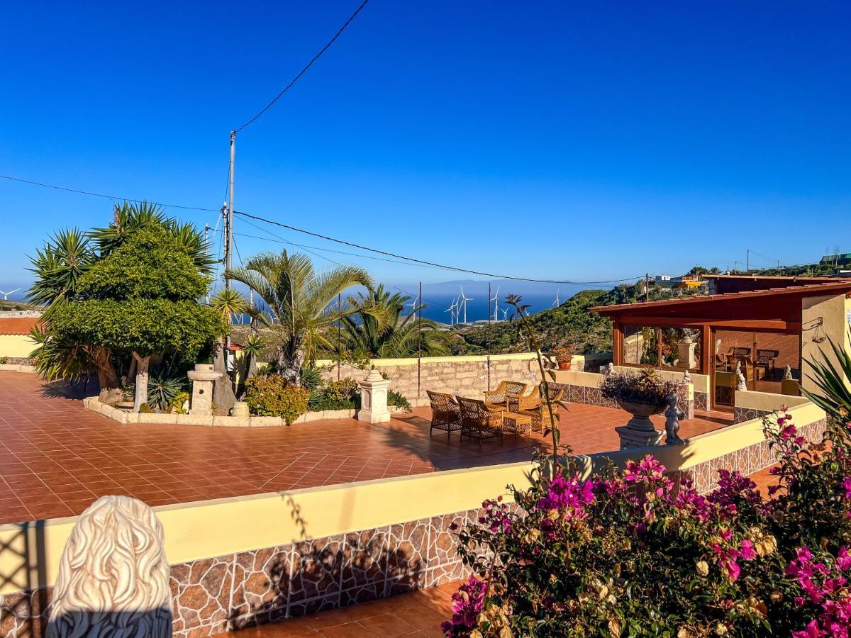 Exquisite Rural House With Garden, Pool And Sea Views Villa Arico Viejo Bagian luar foto
