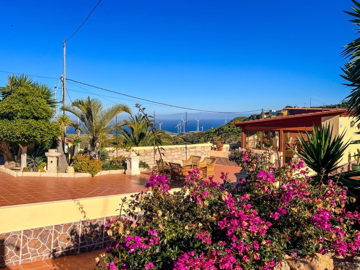 Exquisite Rural House With Garden, Pool And Sea Views Villa Arico Viejo Bagian luar foto